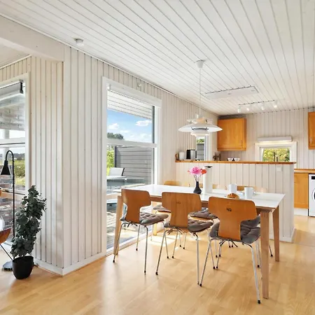 Casa vacanze Gorgeous In With Sauna Millinge