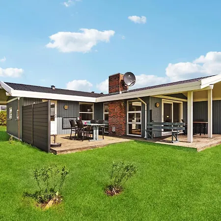 Gorgeous In With Sauna